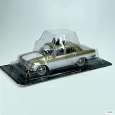 Модель ГАЗ-24 Волга Олимпийская/Милиция СССР/масштаб 1:43/коллекционная
