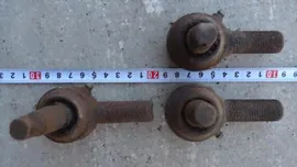 Наконечники рулевых тяг газ 69 (2 левых, 1правый)