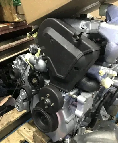 Автомобильный дизельный двигатель ГАЗ-560 (Steyr) в сборе